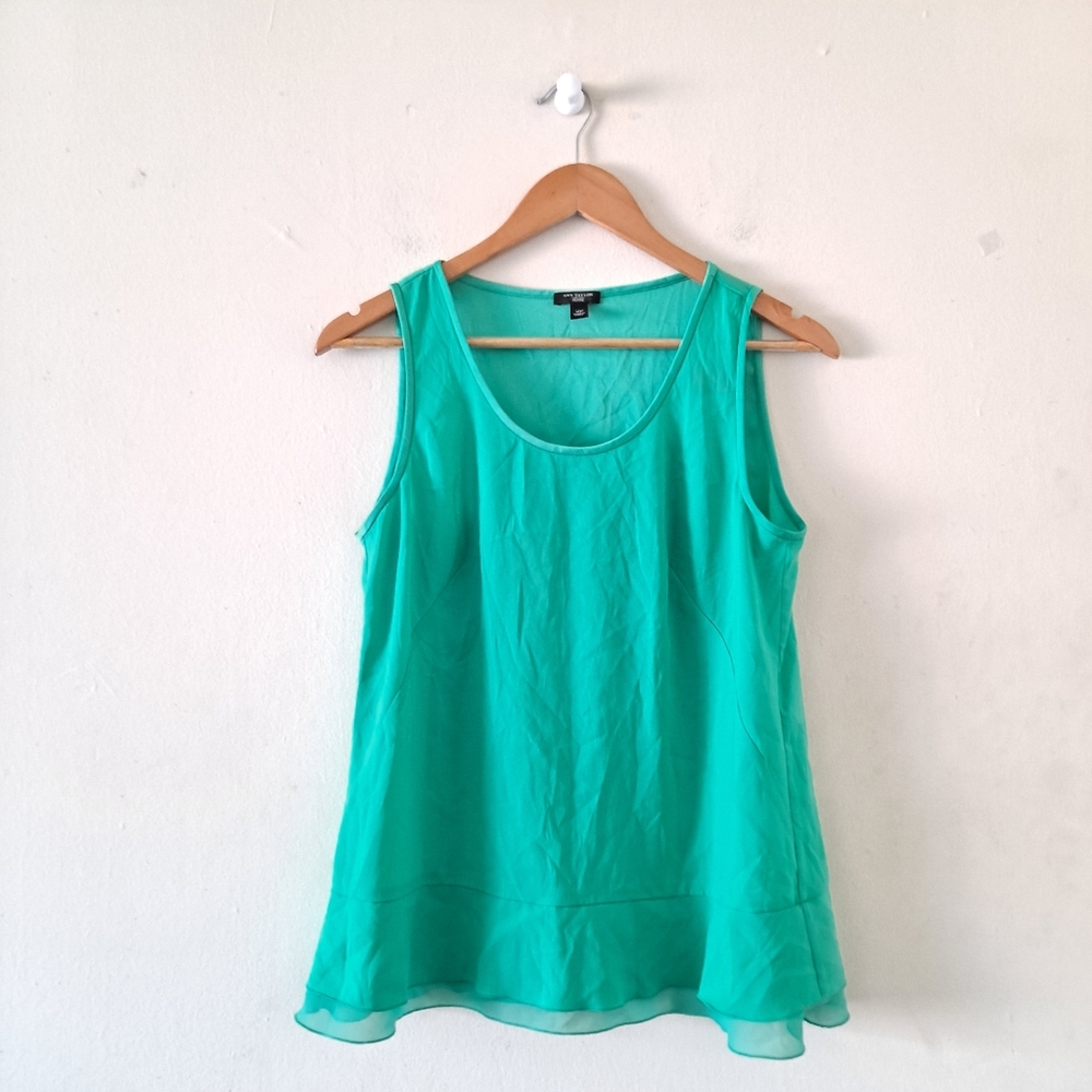 Ann Taylor Green Sleeveless A-Line Flowy Blouse / Top - Size MP